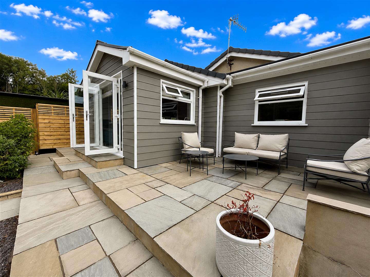 Abernant Road, Abernant, Aberdare - d86243d1-7571-40f4-a05c-7f3ecd23c1bf.png
