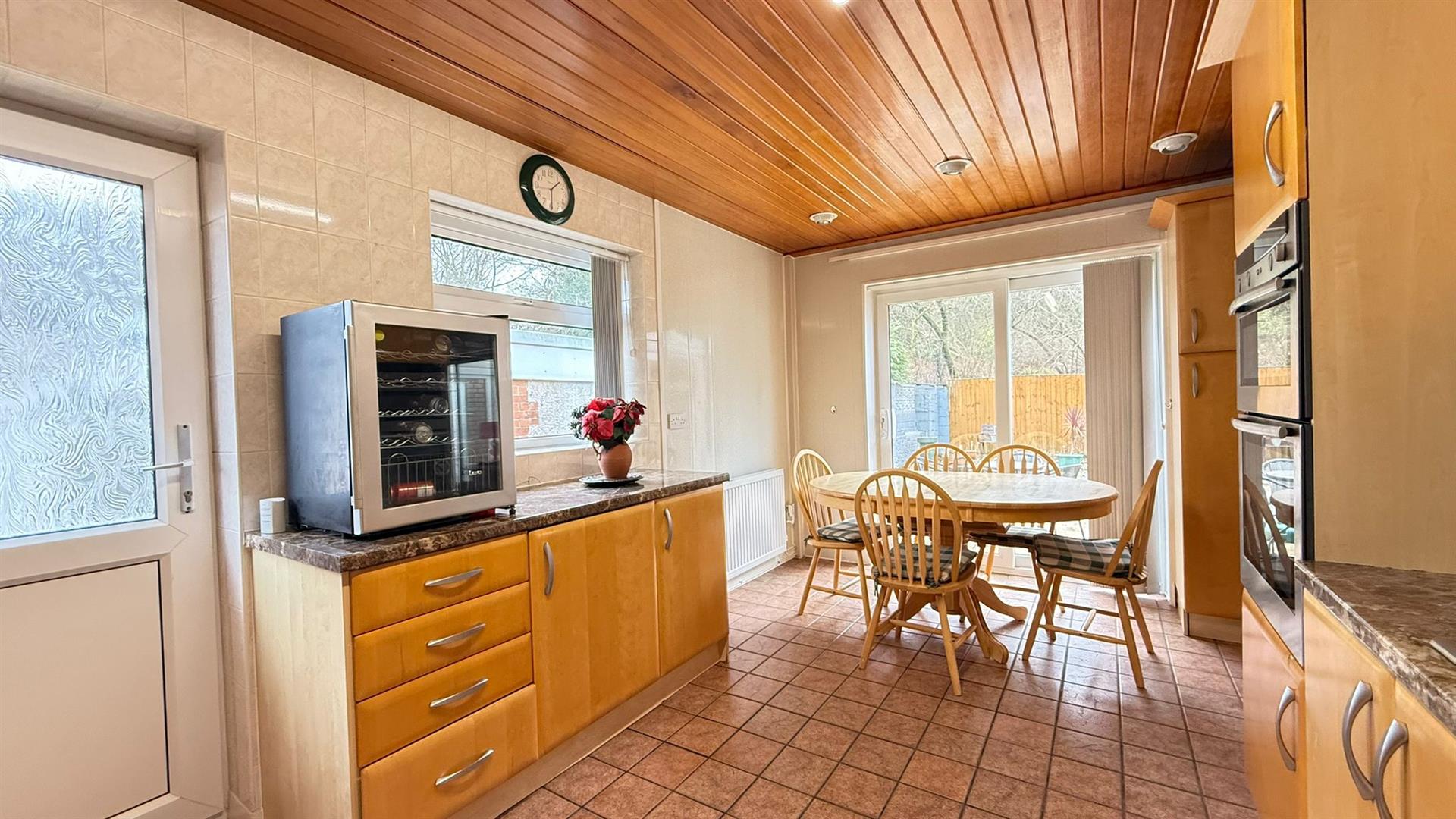 Brynffynon Close, Aberdare - 20260306_162214000_iOS 1.jpg