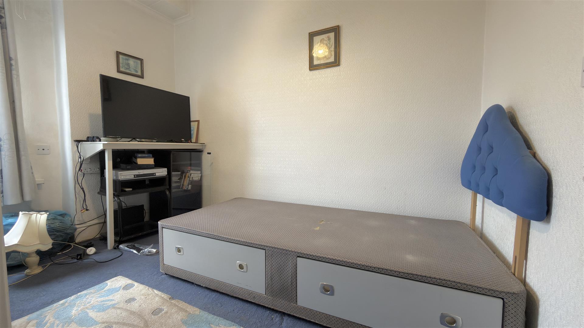 Bronallt Terrace, Abercwmboi - 20260414_110340628_iOS.jpg