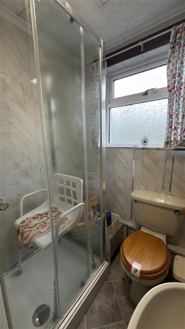 Bronallt Terrace, Abercwmboi - 20260414_110548336_iOS.jpg