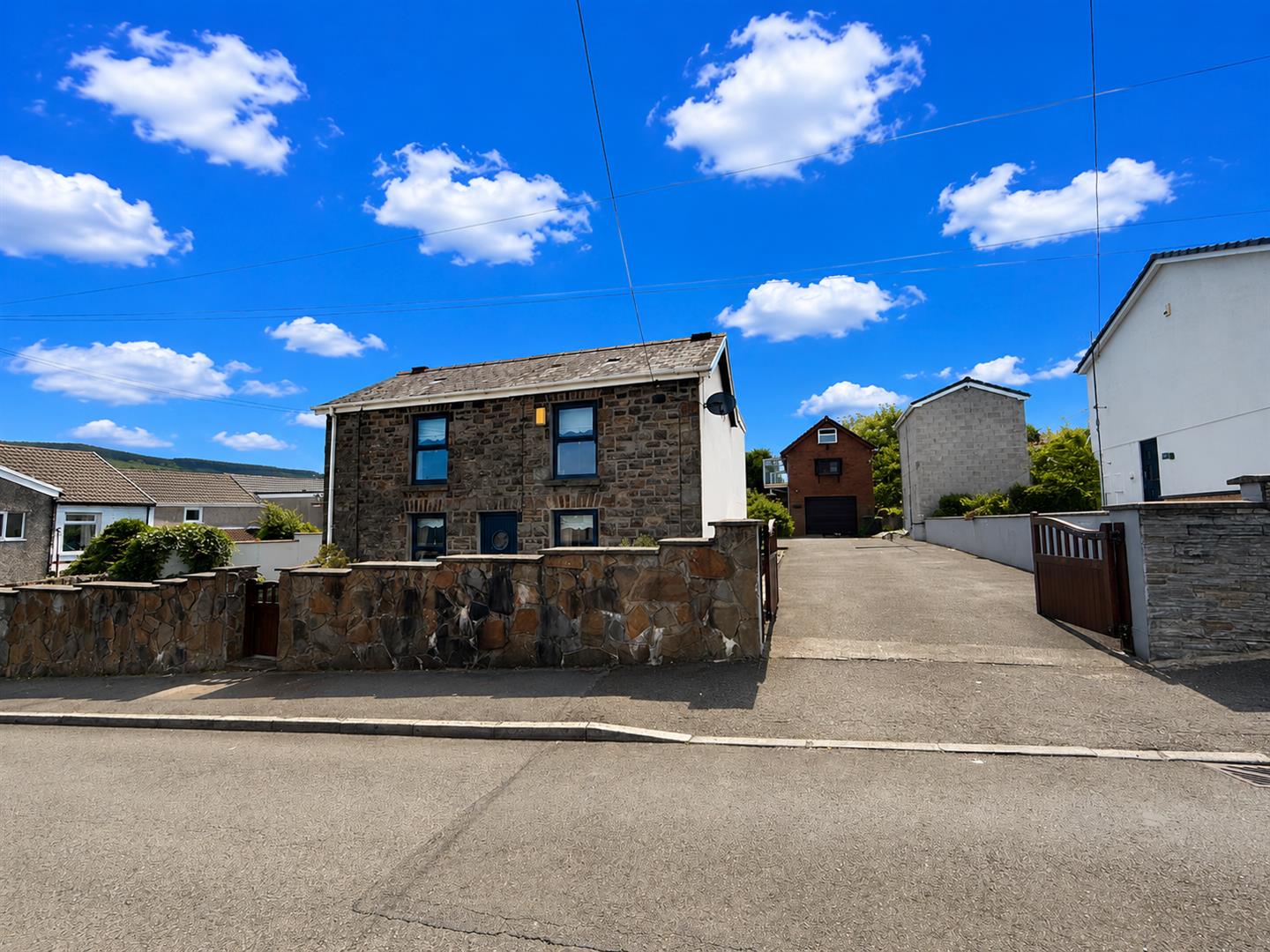 Hill Street, Aberdare - 20260622_112640956_iOS.png