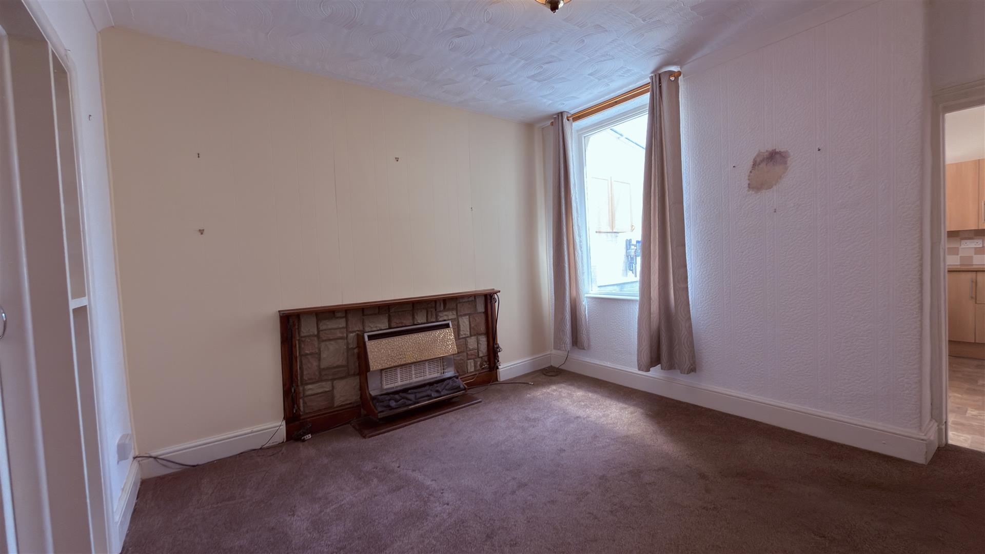 Tudor Terrace, Aberdare - 20260625_122157450_iOS.jpg