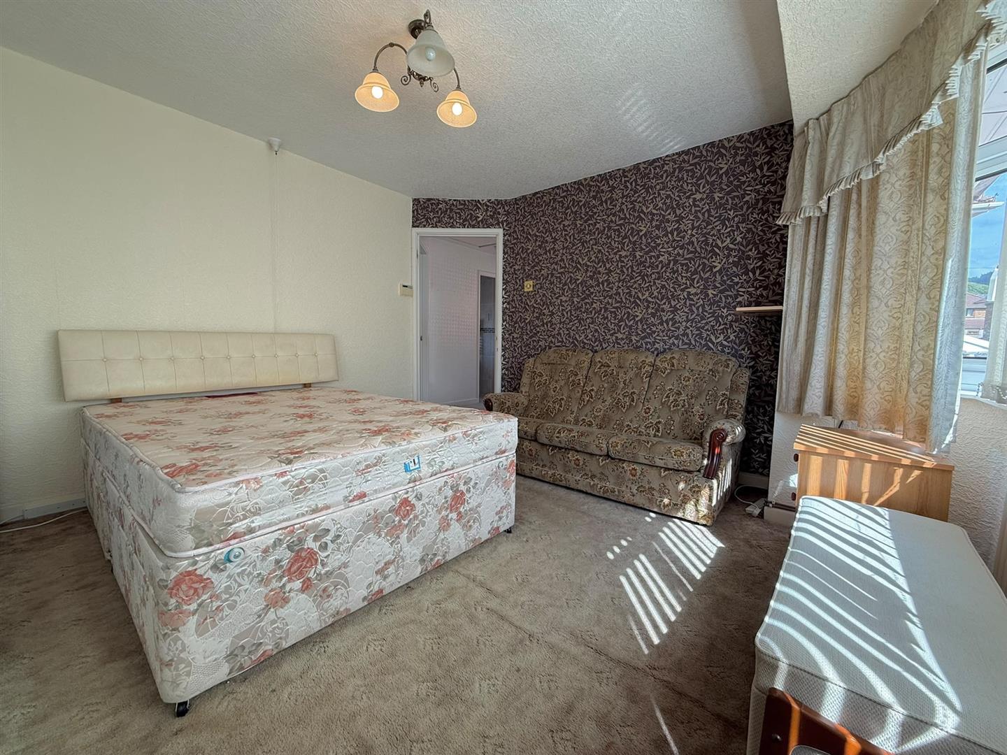 Grasmere Drive, Aberdare - 20260824_111431000_iOS 1.jpg