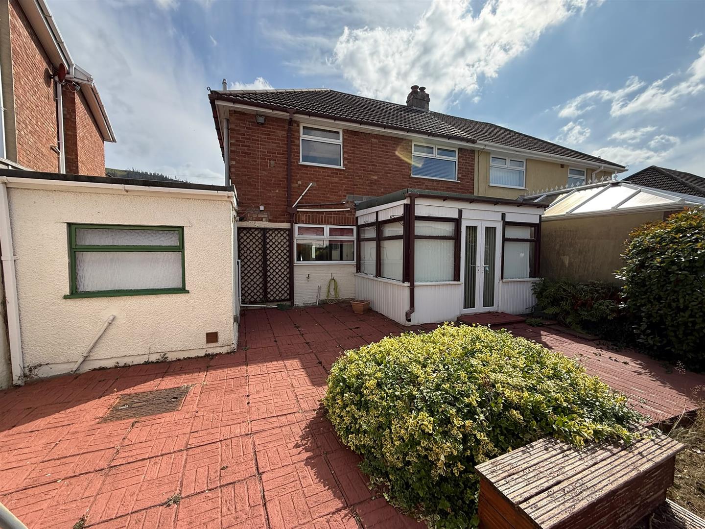 Grasmere Drive, Aberdare - 20260824_111420000_iOS.jpg